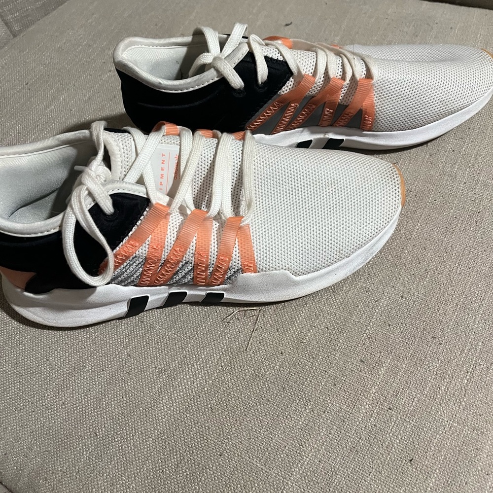Lightly worn Adidas tennis shoes